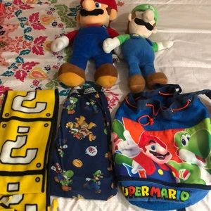 Bundle of Mario items